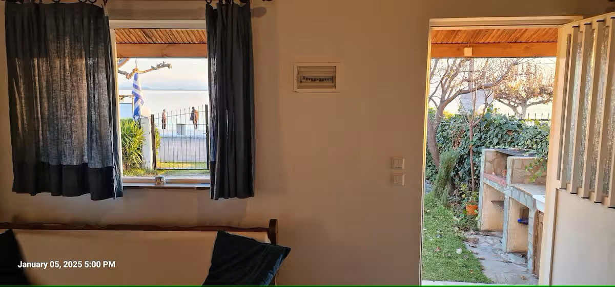 Politika Beach House image 010